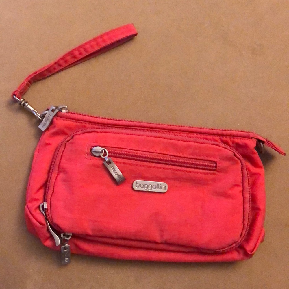 baggallini wristlet wallet